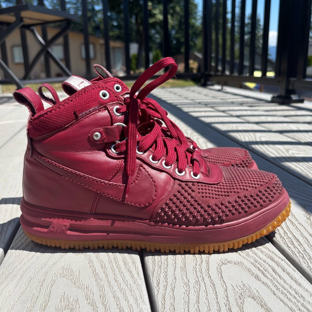 Nike Lunar Force 1 Duckboot Team Red Gum Sole Sneakers 805899-600 Men’s …